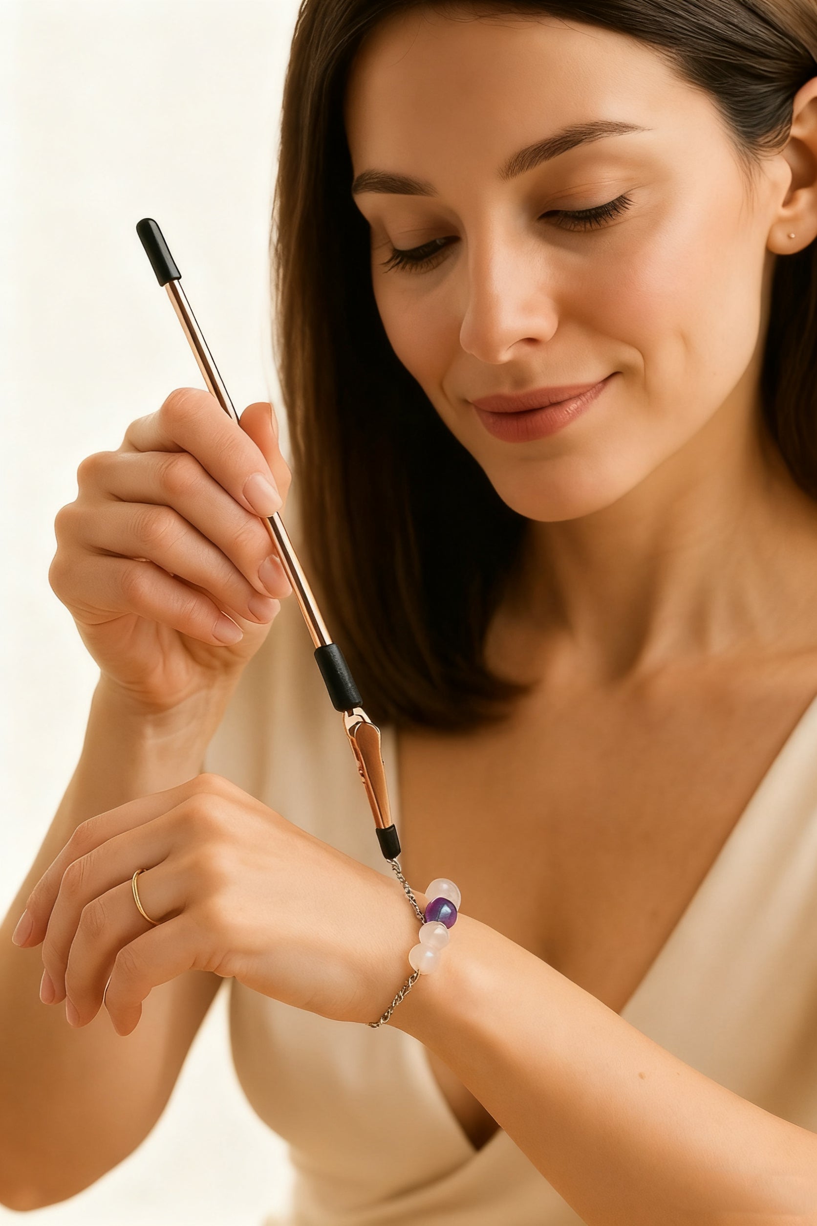 HerOwn Clasp™ bracelet & necklace helper