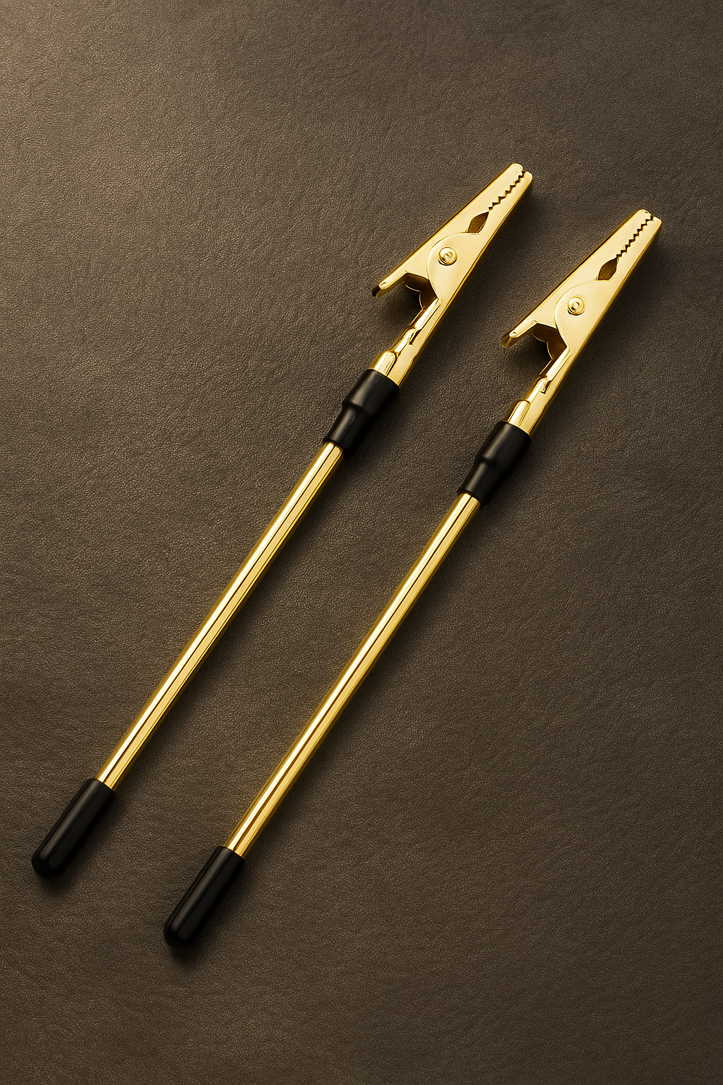 HerOwn Clasp™ bracelet & necklace helper